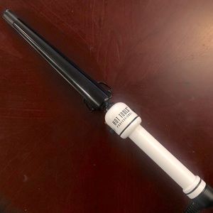 Hot Tools Professional Extended Barrel Wand